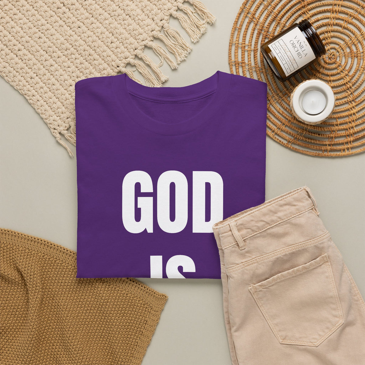 GOD IS LOVE -Tee